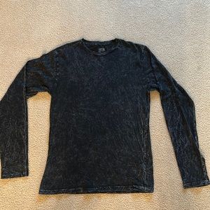 Mens pullover top black/grey like new